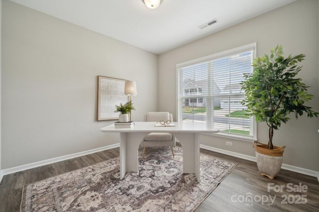 OFFICE | Image 19