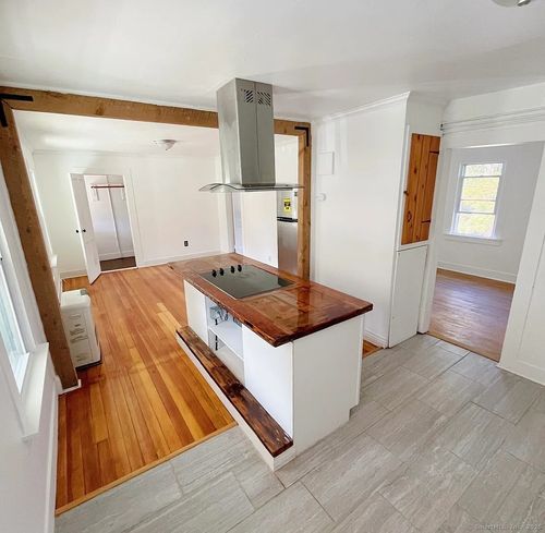 4 Dowd Ave, Canton, CT, 06019-2435 | Card Image