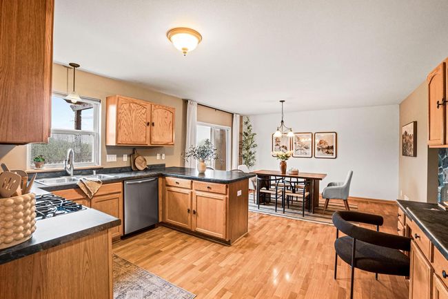 423 Parkview Drive, House other with 3 bedrooms, 3 bathrooms and null parking in Johnson Creek WI | Image 11