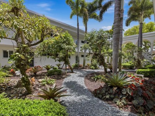 211-211 3rd Ave, NAPLES, FL, 34102-6308 | Card Image