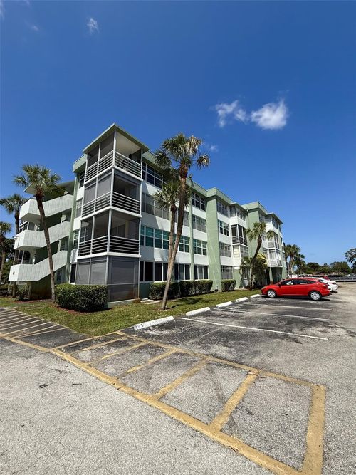 apt-102-2741 Taft St, Hollywood, FL, 33020-2950 | Card Image