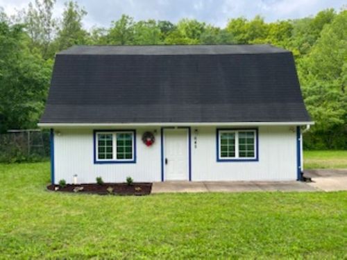 645 Route 30, Clinton, PA, 15026-1585 | Card Image