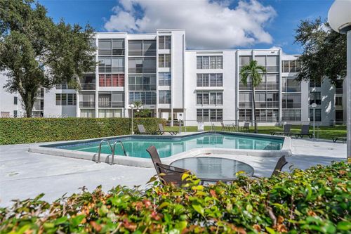 c12-6923 Cypress Rd, Plantation, FL, 33317-2371 | Card Image