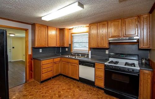 421 Mars Dr, Shreveport, LA, 71106-7812 | Card Image