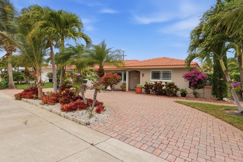 1140 Morse Blvd, Riviera Beach, FL, 33404-2747 | Card Image