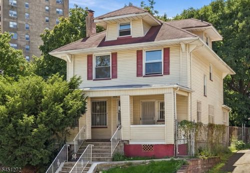 14 Scheerer Ave, Newark, NJ, 07112-2524 | Card Image