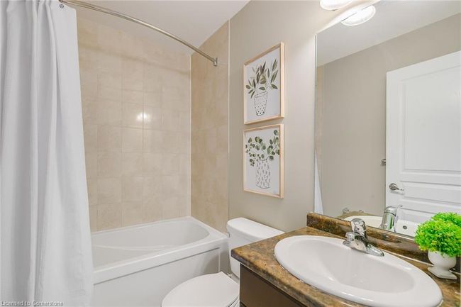 12 Oxfordshire Lane, Townhouse with 2 bedrooms, 4 bathrooms and 2 parking in Kitchener ON | Image 20