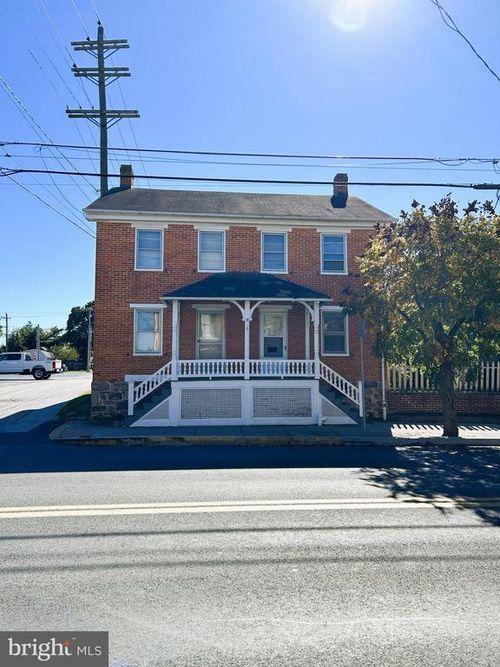 61 E King St, LITTLESTOWN, PA, 17340-1611 | Card Image