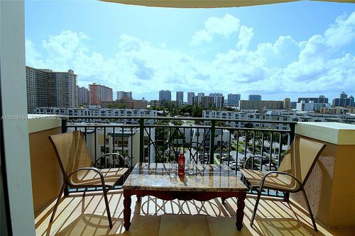 uph6-17555 Atlantic Blvd, Sunny Isles Beach, FL, 33160-2993 | Card Image