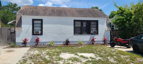 6905 3rd St N, ST PETERSBURG, FL, 33702-6836 | Card Image