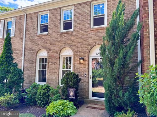 6621 Mclean Ct, Mclean, VA, 22101-4001 | Card Image
