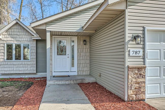 787 104th ct ne - Web Quality - 004 - 04 Exterior Front Entry.jpg | Image 25