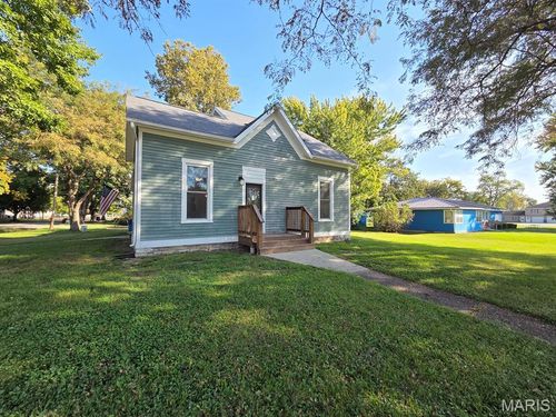 614 White Street, Canton, MO, 63435 | Card Image
