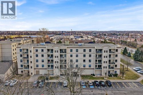 503-325 Village Grove, Tecumseh, ON, N8N0B1 | Card Image