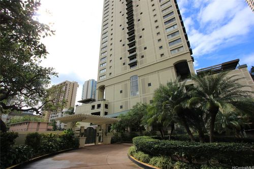 1203-421 Olohana St, Honolulu, HI, 96815-2164 | Card Image