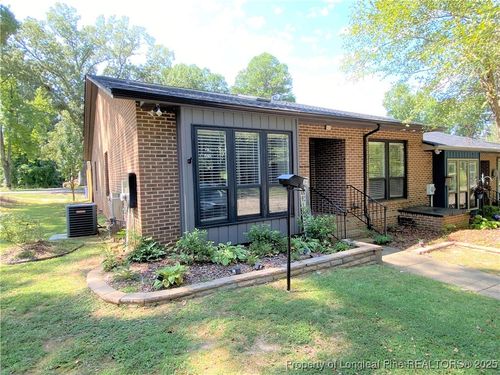 517 Apple Ln, Sanford, NC, 27330-3358 | Card Image