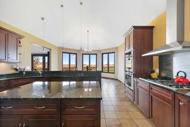 550 Maplewood Rd, House other with 6 bedrooms, 6 bathrooms and 3 parking in Somonauk IL | Image 15