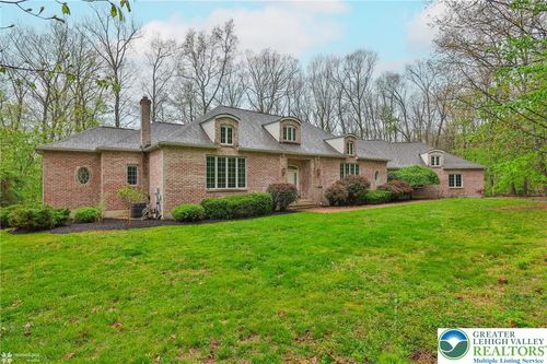 1946 Kyle Dr, Stroudsburg, PA, 18360-7003 | Card Image