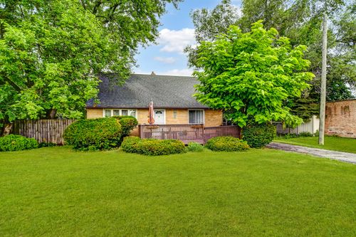 7912 S 85th Ave, Justice, IL, 60458-1425 | Card Image