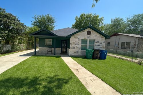3624 Commercial Ave, San Antonio, TX, 78221-3115 | Card Image