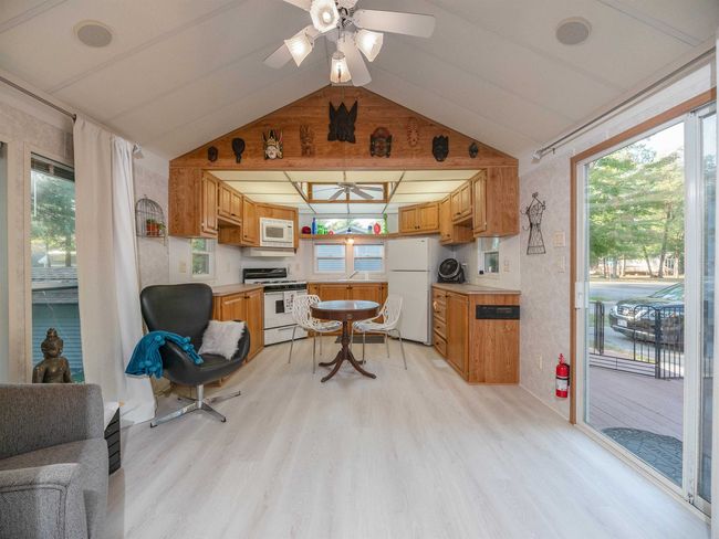 114 Arbor Dr, Home with 1 bedrooms, 1 bathrooms and null parking in Wisconsin Dells WI | Image 8