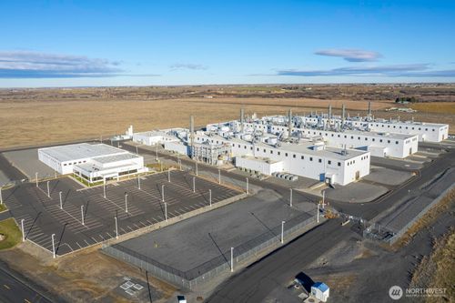 8781 Randolph Rd Ne, Moses Lake, WA, 98837-7920 | Card Image