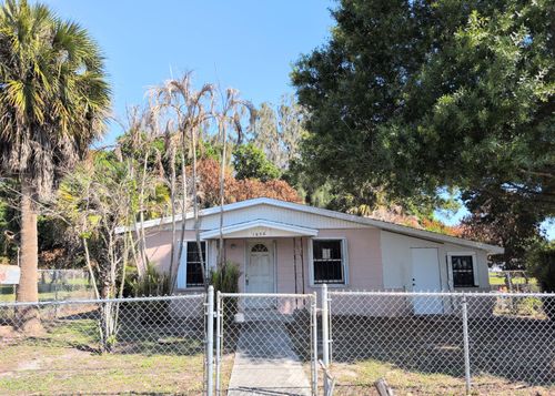 1606 Avenue H, Fort Pierce, FL, 34950 | Card Image