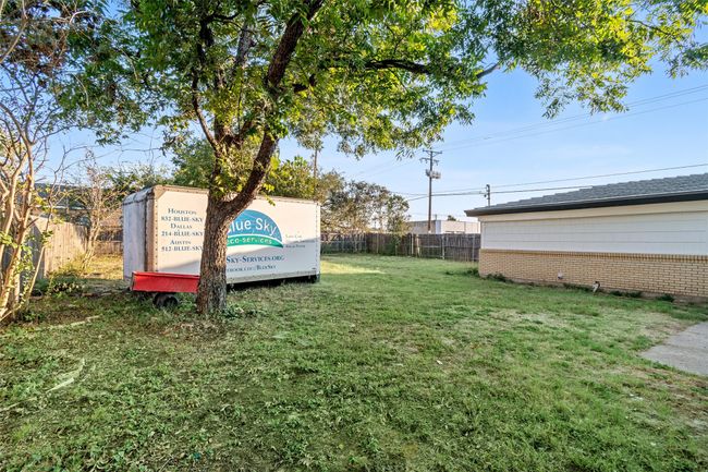 View of yard | Image 33