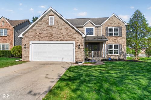 4864 Ashbrook Dr, Noblesville, IN, 46062-9104 | Card Image