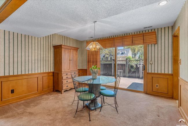 4004 Vintage Ct, Condo with 3 bedrooms, 2 bathrooms and null parking in Lawrence KS | Image 9