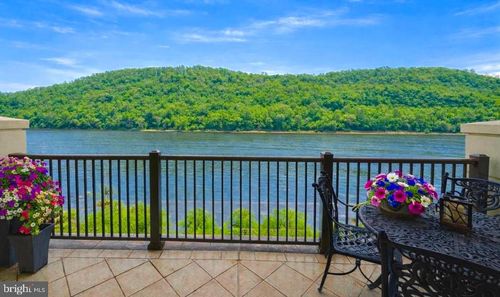 510 Waterview Pl, NEW HOPE, PA, 18938-2257 | Card Image