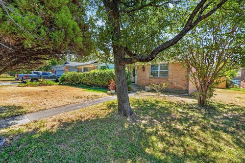 10014 Mesita Dr, Dallas, TX, 75217-3045 | Card Image