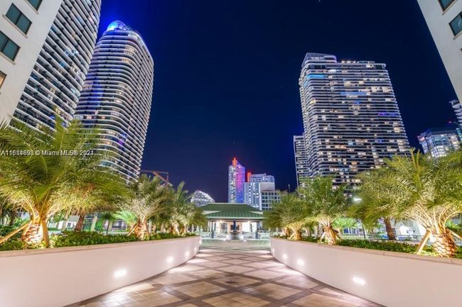 APT-2410 - 999 Sw 1 St Ave, Condo with 1 bedrooms, 1 bathrooms and null parking in Miami FL | Image 26