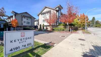 2 - 4191 No 4 Rd, Townhouse with 3 bedrooms, 2 bathrooms and 2 parking in Richmond BC | Image 1