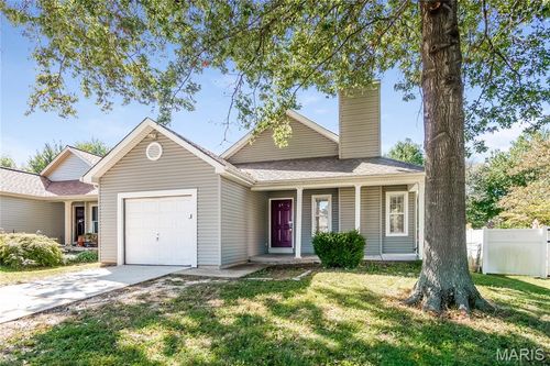 1007 Cobbler Ln, Saint Peters, MO, 63303-1212 | Card Image