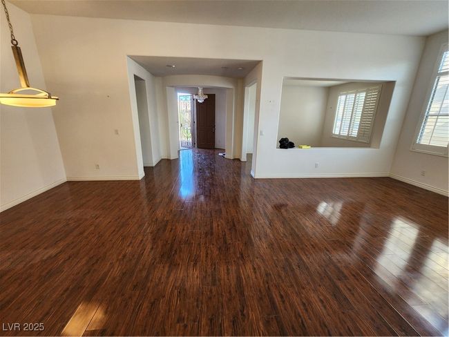 Living room & Dining Room | Image 5