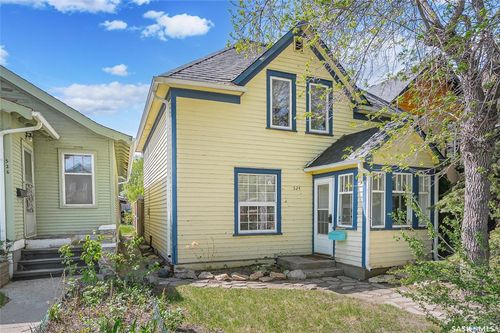 524 7th St E, Saskatoon, SK, S7H0X7 | Card Image