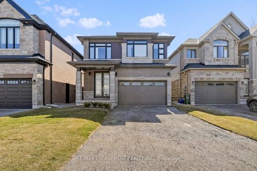 58 Halo St, Hamilton, ON, L8W0C2 | Card Image