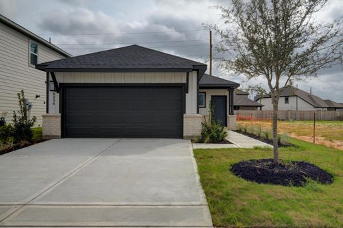 8038 Magnolia Praire Ln, Cypress, TX, 77433-8733 | Card Image