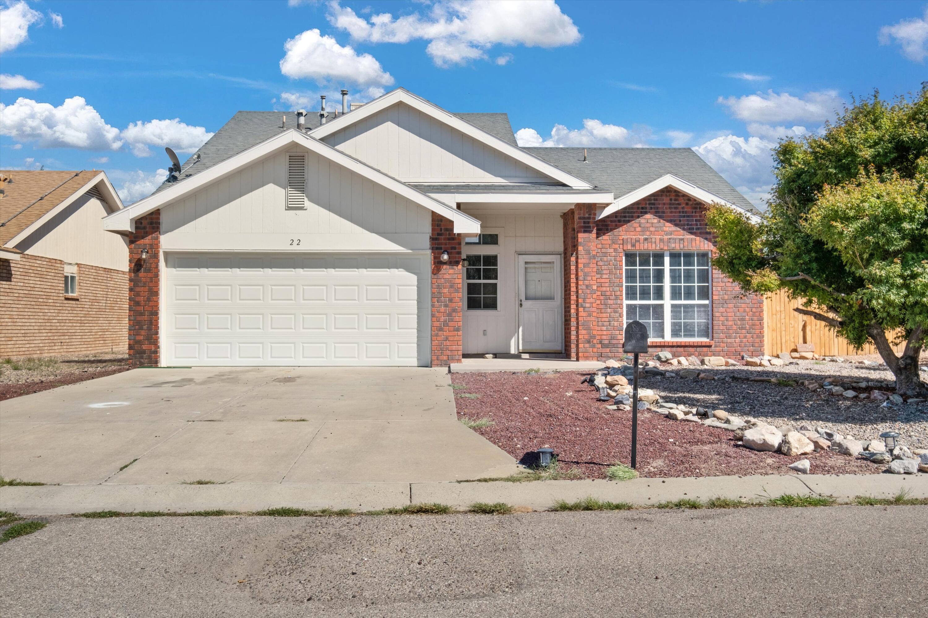 Dogwood Ln, Los Lunas, NM 87031