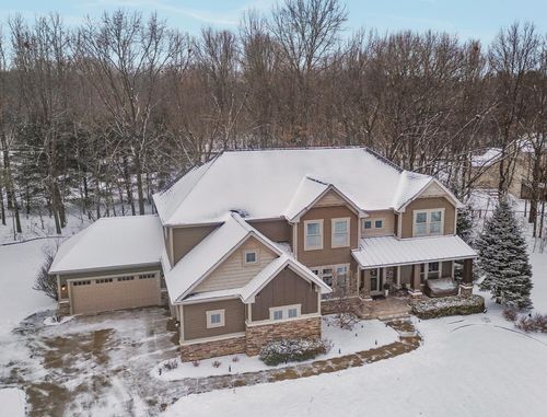 7182 Breton Woods Ct, Kalamazoo, MI, 49009-4026 | Card Image