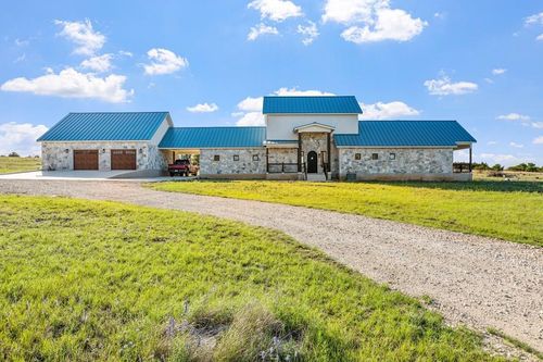 440 Junker Hill Dr, Fredericksburg, TX, 78624-3838 | Card Image