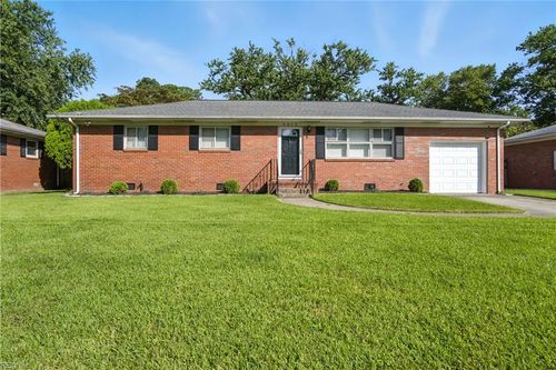 5612 Bingham Dr, Portsmouth, VA, 23703-3725 | Card Image