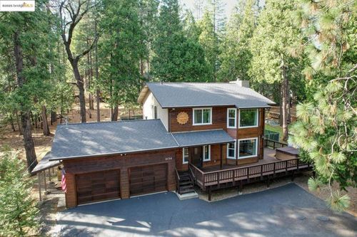 2136 Silver Dr, Arnold, CA, 95223-9575 | Card Image
