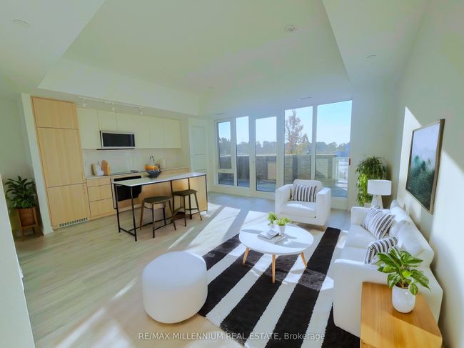 101 - 220 Missinnihe Way, Condo with 4 bedrooms, 3 bathrooms and null parking in Mississauga ON | Image 5