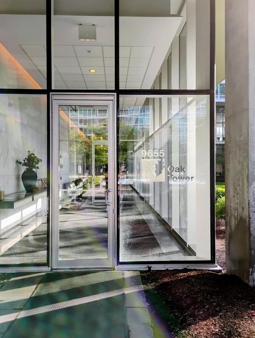 517-9655 Woods Dr, Skokie, IL, 60077-4421 | Card Image