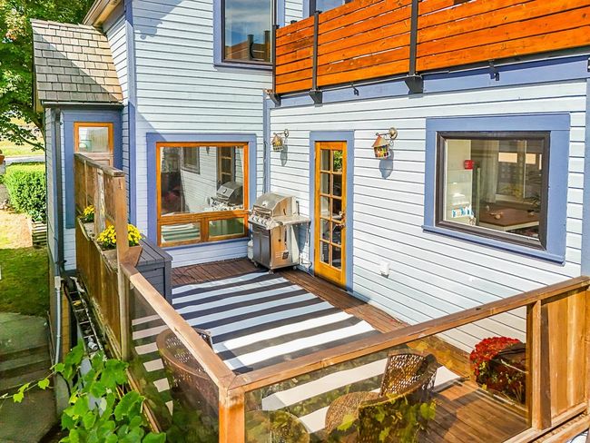 1716 7 Th Ave, House other with 3 bedrooms, 3 bathrooms and null parking in New Westminster BC | Image 12
