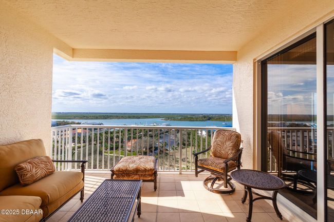 APT-902 - 265 Minorca Beach Way, Condo with 3 bedrooms, 2 bathrooms and null parking in New Smyrna Beach FL | Image 28