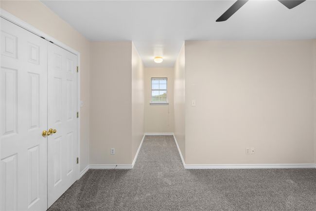392 Old Highway 6, House other with 3 bedrooms, 2 bathrooms and null parking in Howe TX | Image 19