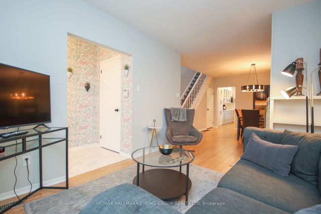 239 York St, House attached with 3 bedrooms, 2 bathrooms and 1 parking in Ottawa ON | Image 10